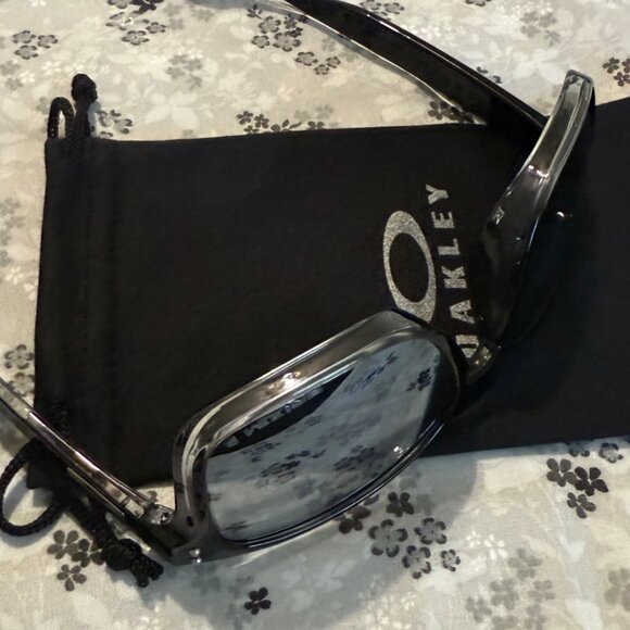 Oakley Holbrook Silver Prizm Polarized OO9102 Two Tone Polished Frame - Picture 2 of 11